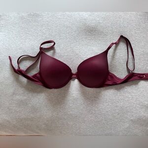 Victoria's Secret Smooth T-Shirt Bra - Wine